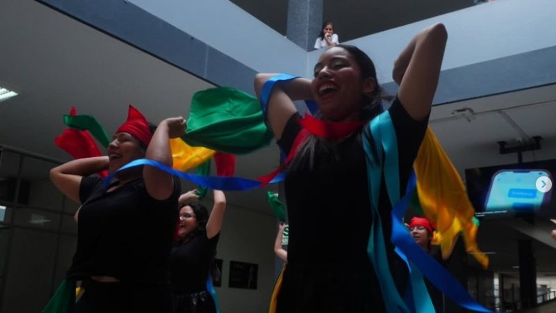 Letras se hace presente en el XXVIII Festival de Folklore Interfacultades